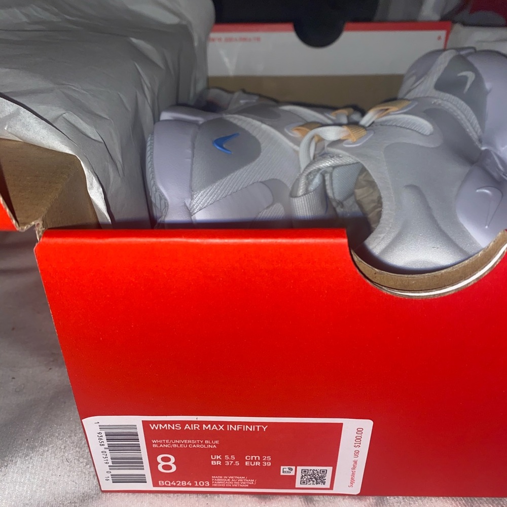 New Nike Airmax Infinity - Picture 2 of 7